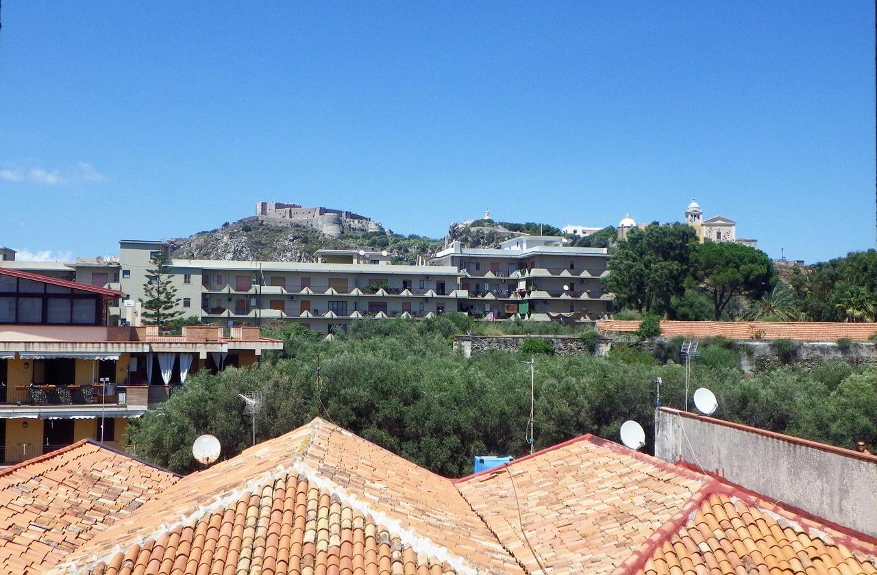 Domus Musia Apartamento Milazzo Exterior foto